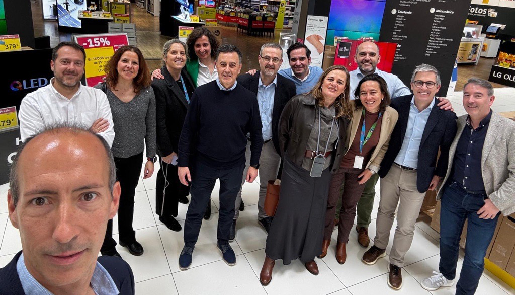 SINFILTRO #CITAACIEGAS en... Carrefour